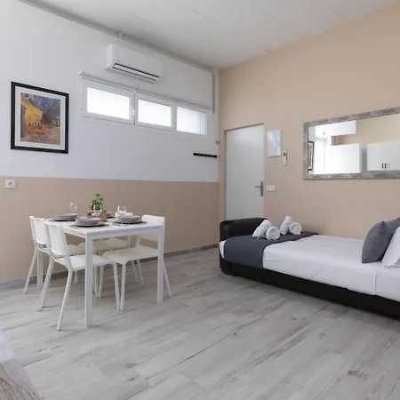 Malvarrosa Arenas Access Apartmán *