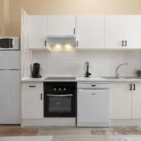 Malvarrosa Arenas Access * Valence